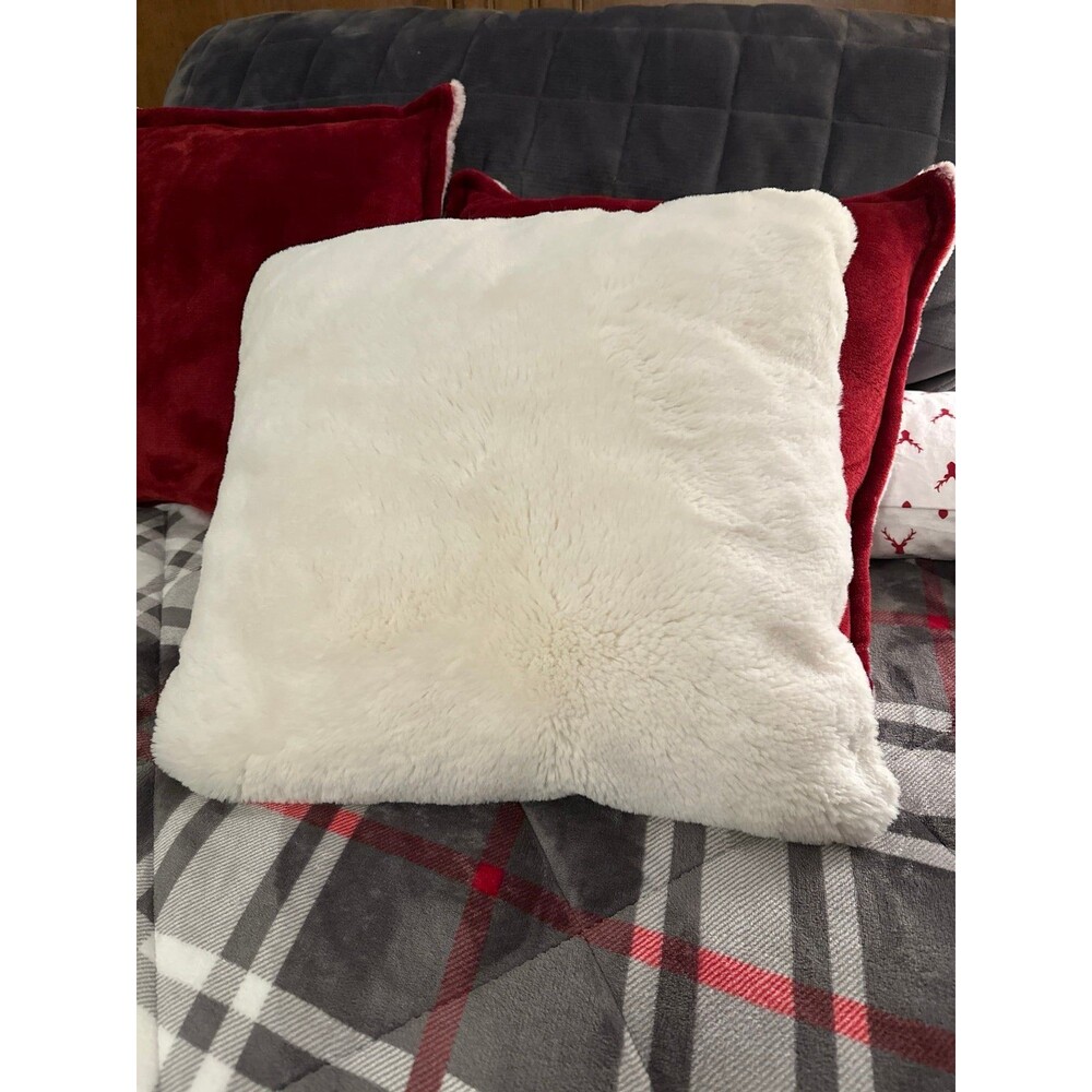 Impeccable, white faux fur pillow with gold sequins on the back